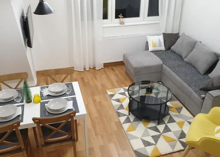 Mladenovic Апартаменты Дивчибаре